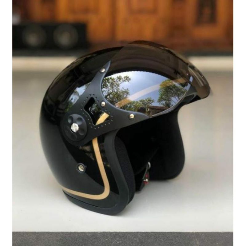 Helm PILOT list Gold ( garis warna Gold )