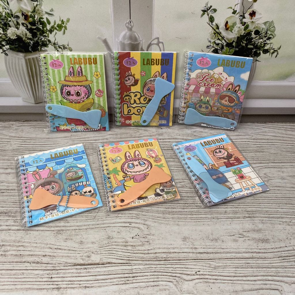 

Buku Sticker LABUBU isi 12 Halaman + FREE Spatula dan Gantungan Sticker Super Cute Lucu / Buku Stiker Labubu isi 12 Lbr Lengkap Imut Unik Alat Tulis Anak Fancy Kekinian Bisa Grosir dan COD