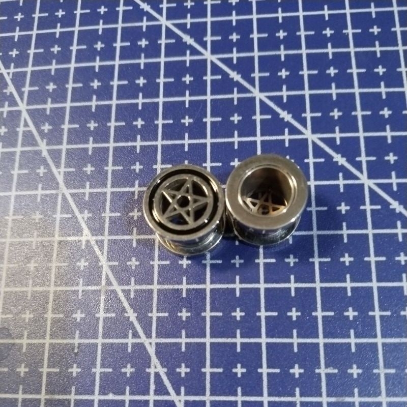 piercing ear plug sliver