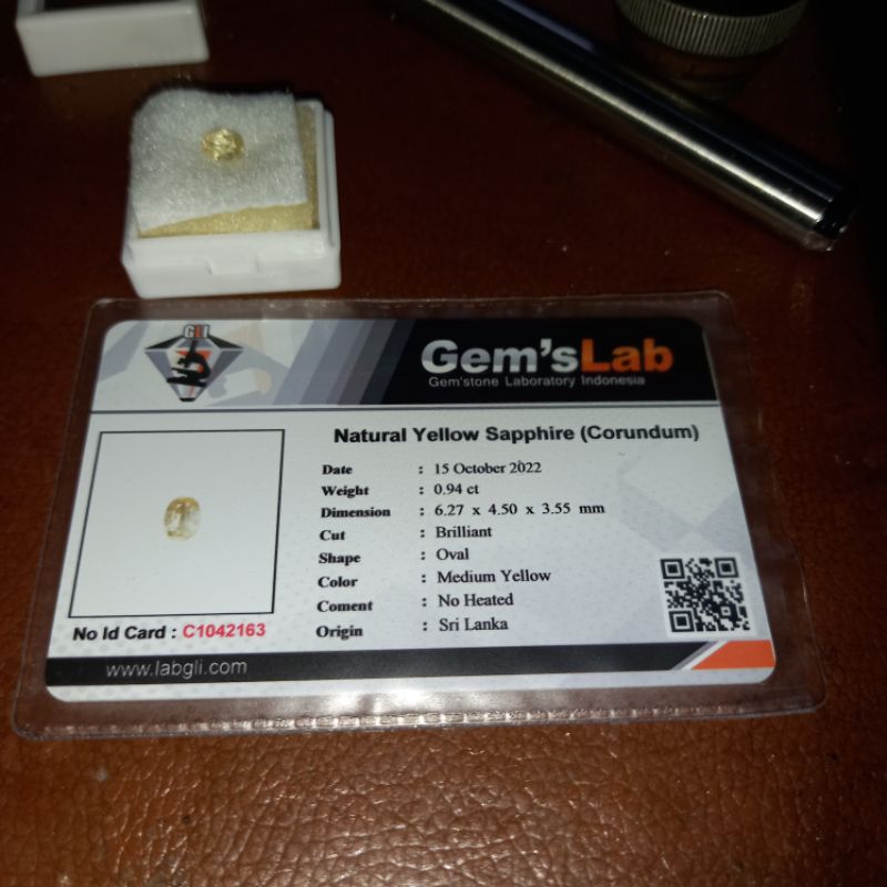 batu natural yelow safir