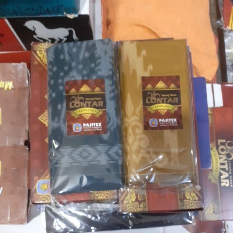 kain sarung lontar
