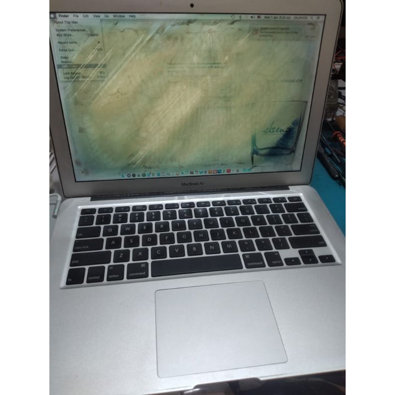 Macbook Air 2010 13 inc minus