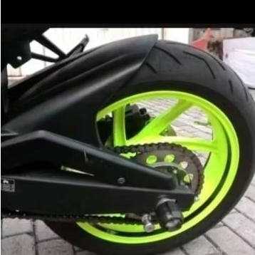 SPAKBOR/HUGGER  Velg 5,5 inc ban 180/55/17 R25/MT25 OLD/NEW Rear hugger/spakbor kolongR25/Mt25 old-n