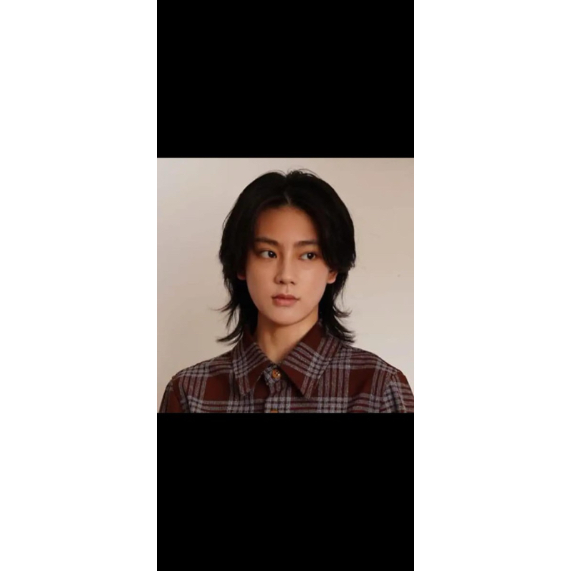 wig pria gondrong lurus