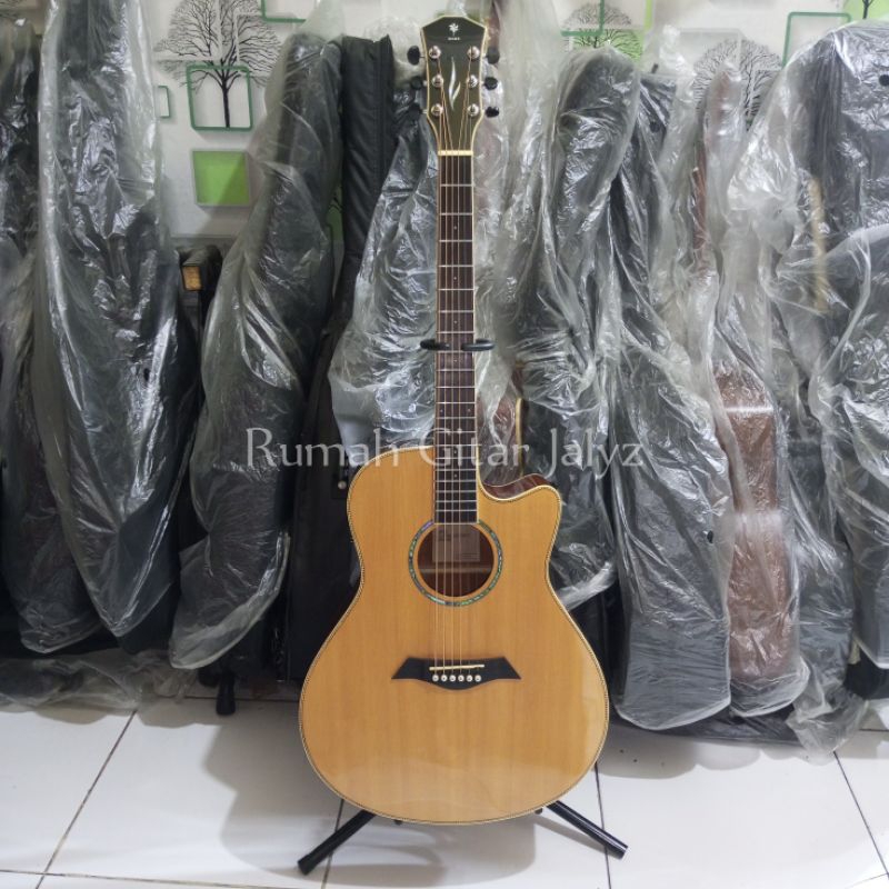 gitar dame lillies 350 eq na original