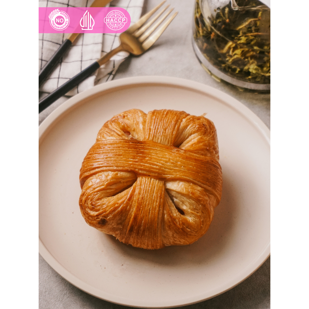 

BEEF LUNCHEON KADO CROISSANT - MISOL Pastry Bakery