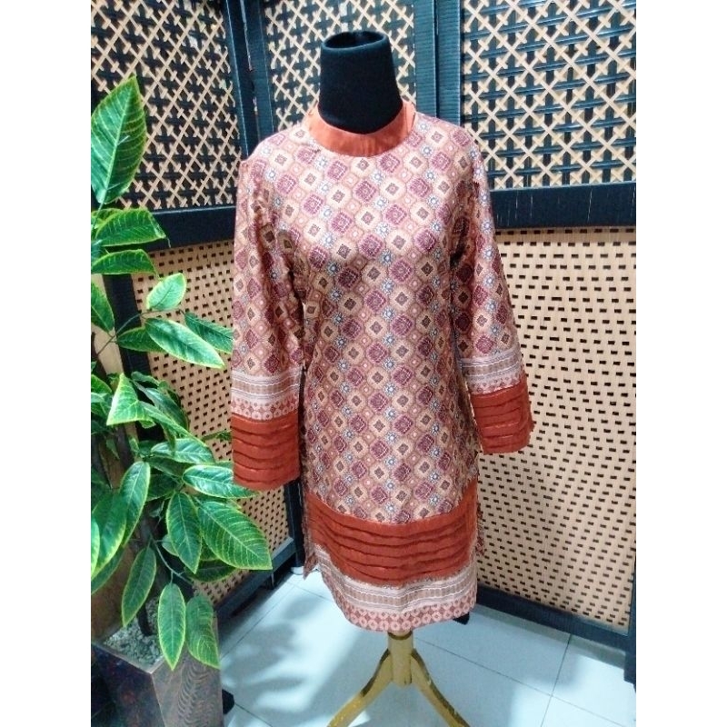 Batik tunik preloved