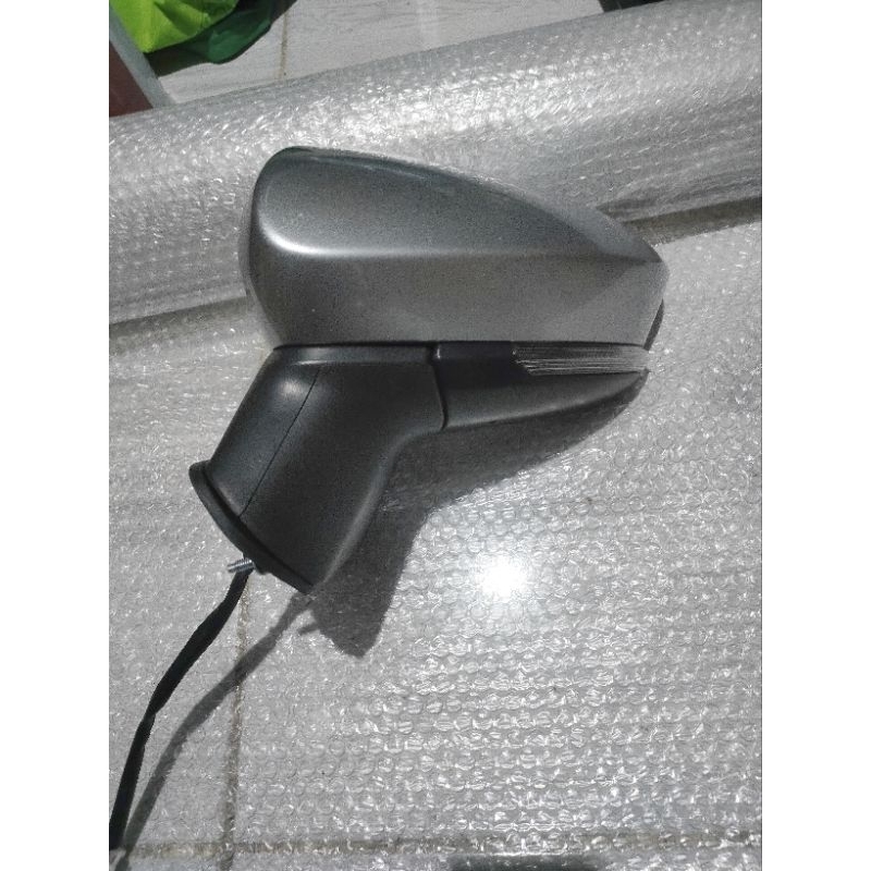 spion avanza 2022-2023 type g lipat otomatis lampu sein