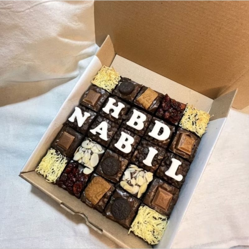 

Brownies fudgy 20×20 ~ bisa dikirim keluar kota