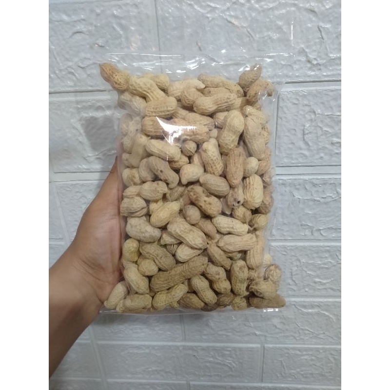 kacang kulit asin