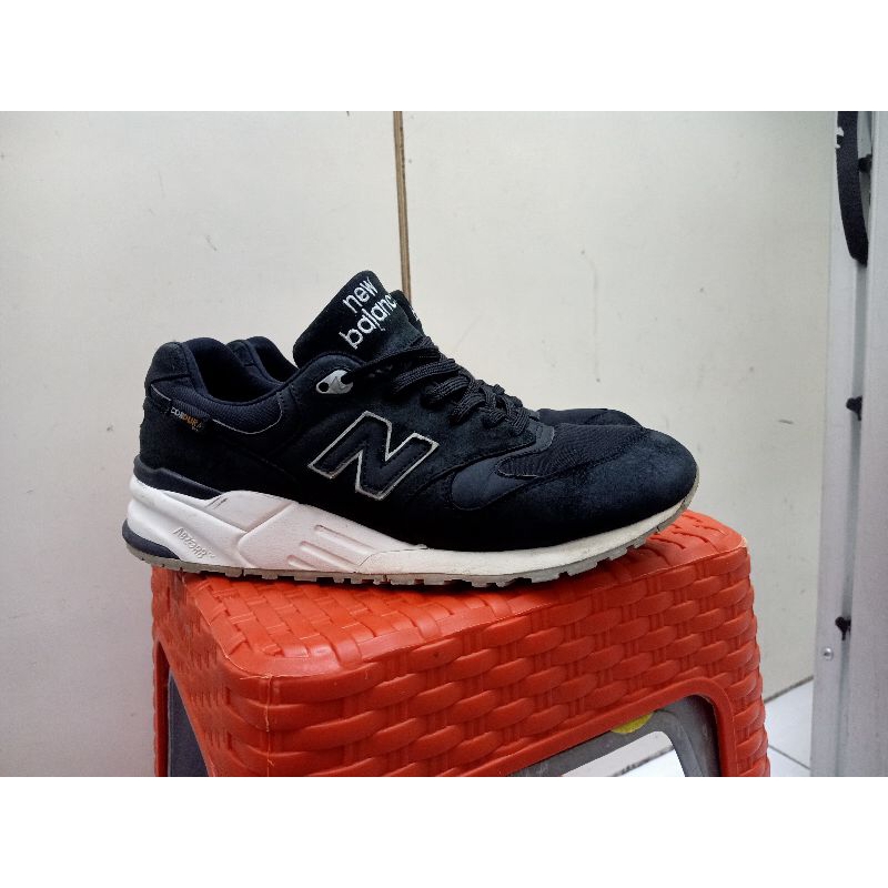 sepatu NB 999 original second size 43