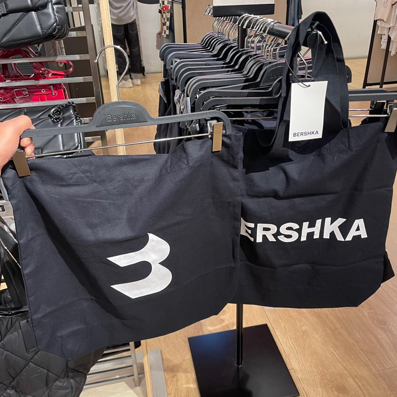 Tote Bag Unisex BERSHKA Jastip (jasa titip)