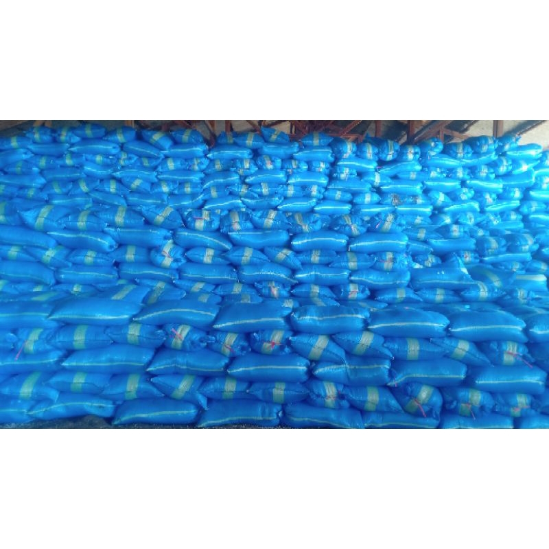 

Garam Krosok/Garam Kasar/Nacl 50kg (SUPER PUTIH) /Garam Murni kualitas Premium asli dari petani