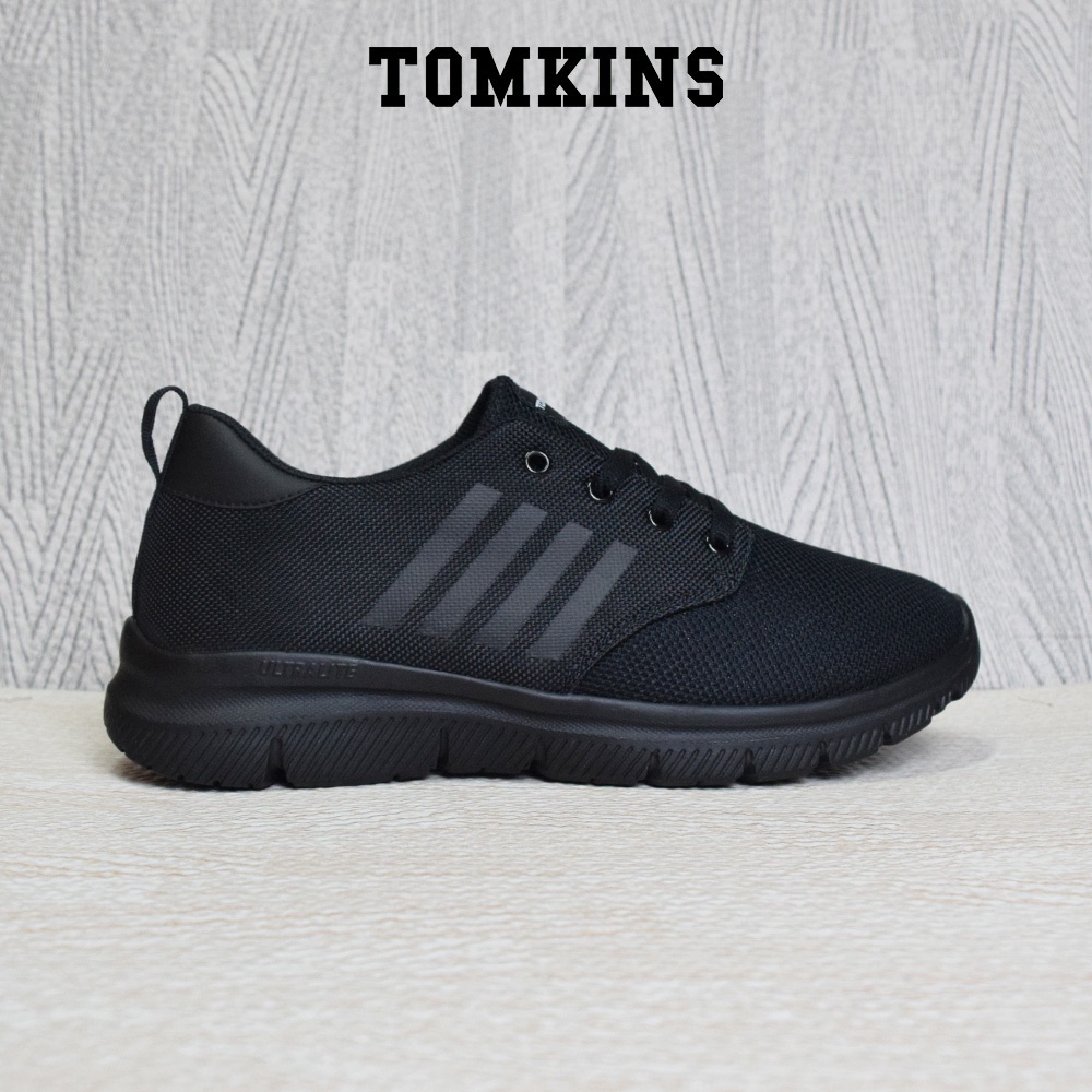 TOMKINS Capitano  Black Sepatu Sneakers Pria