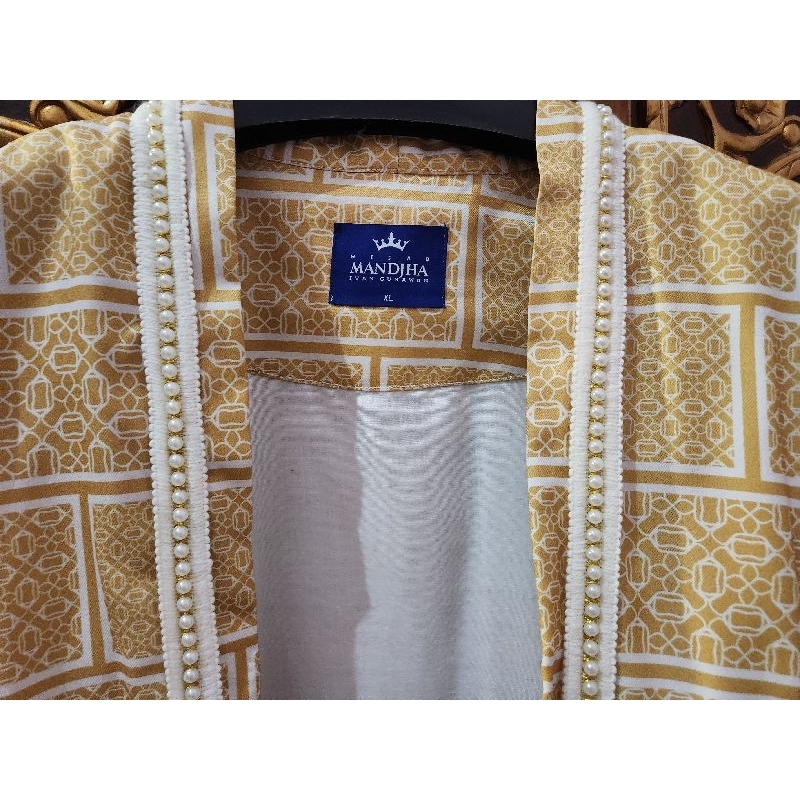Outer Mandjha Ivan Gunawan Size XL Preloved