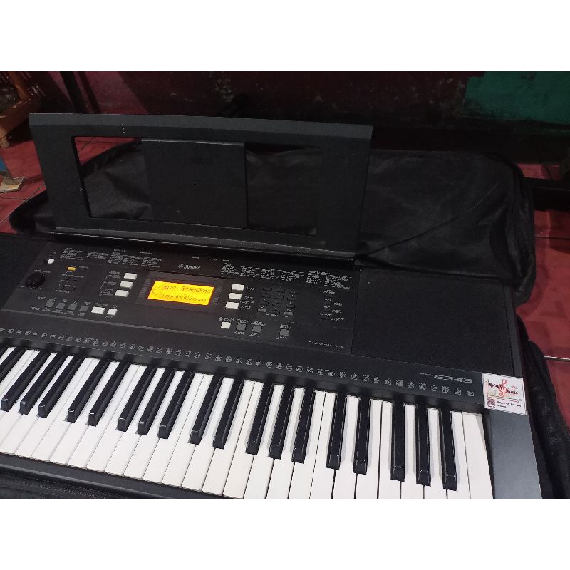 piano digital/keyboard/arranger/yamaha PSR E343 second