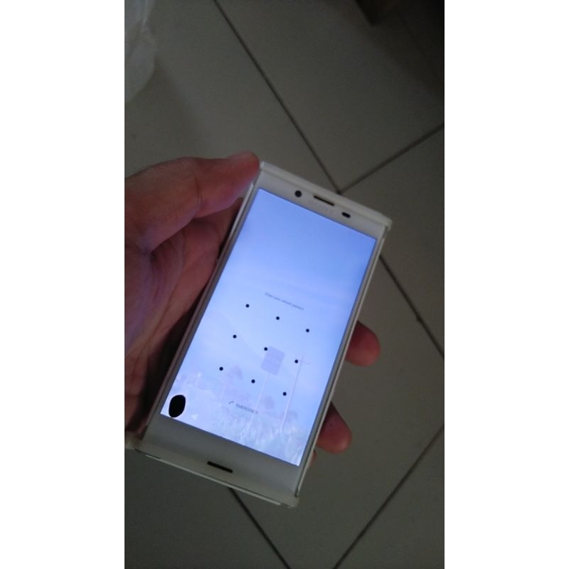 xperia x compact minusan