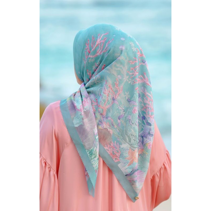 PL TLM 1 Teal The Little Mermaid Buttonscarves