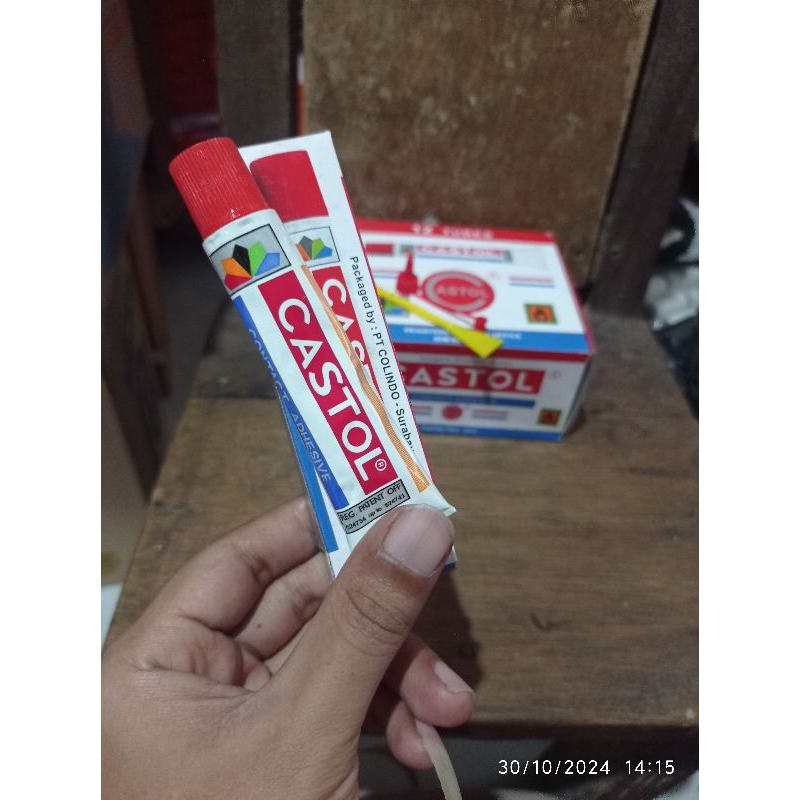 

Lem CASTOL Tanggung (1Pcs)