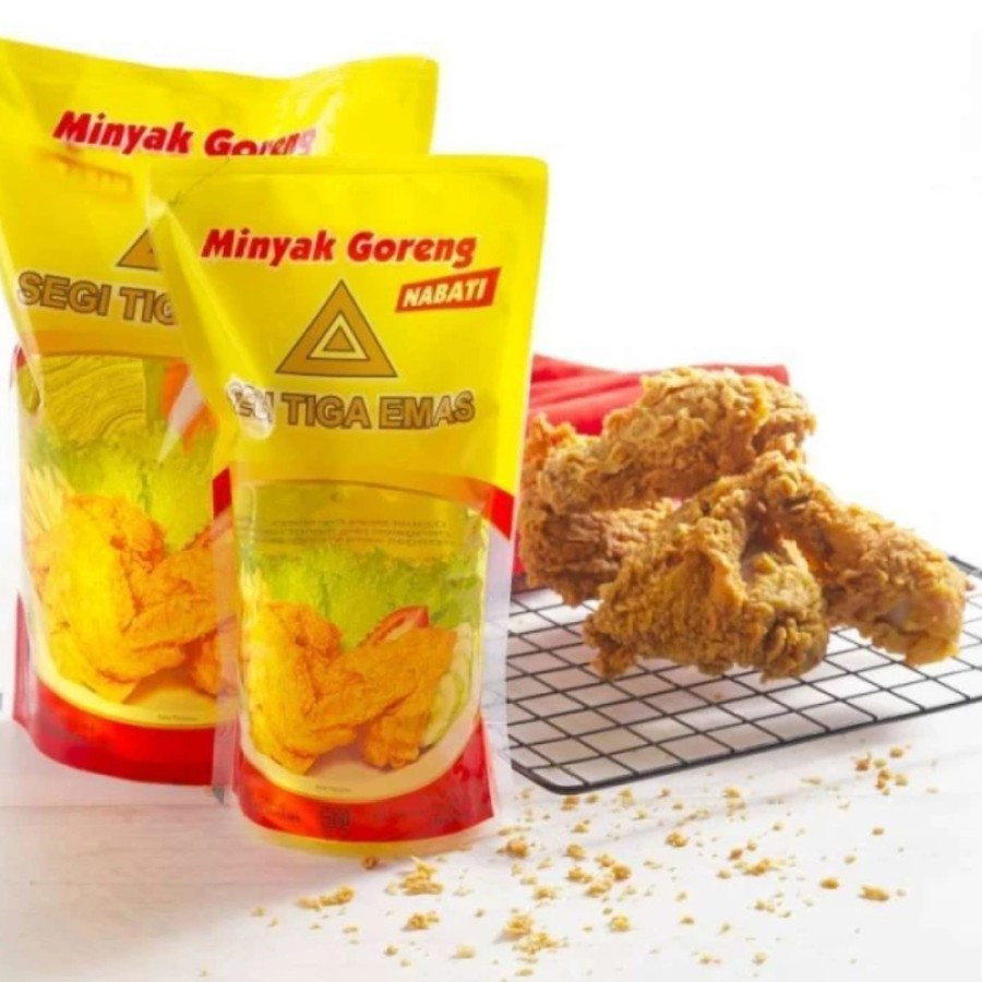 

Segitiga Emas Minyak Goreng Refill 2 Liter