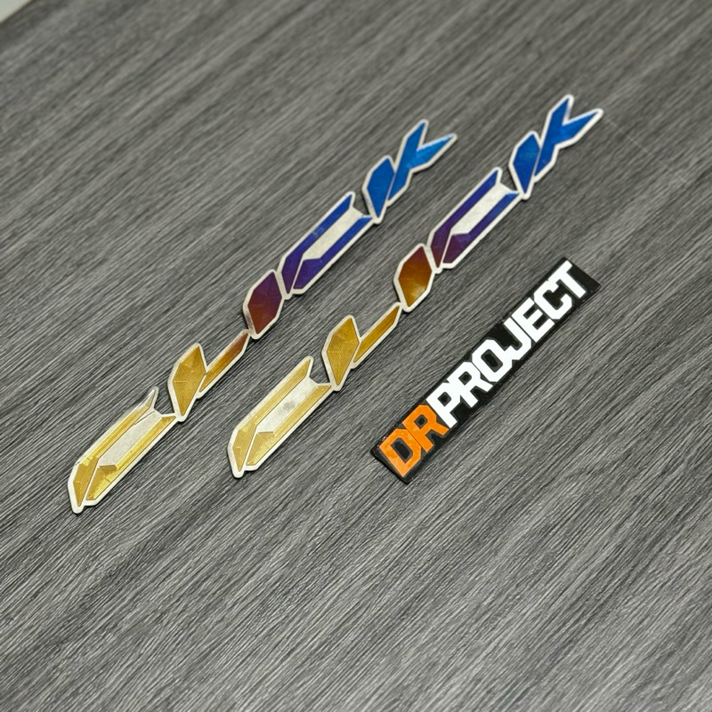 EMBLEM CLICK TITANIUM