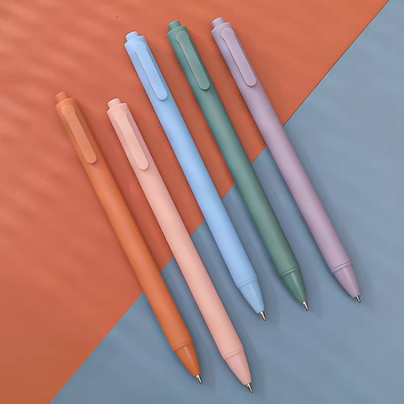 

Pulpen Gel Retro Morandi Colored Barrel -0.5mm Pulpen