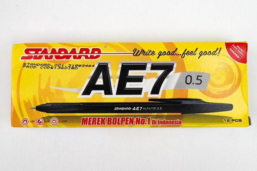 

FG2 D Pulpen Standard AE7 12 PCS