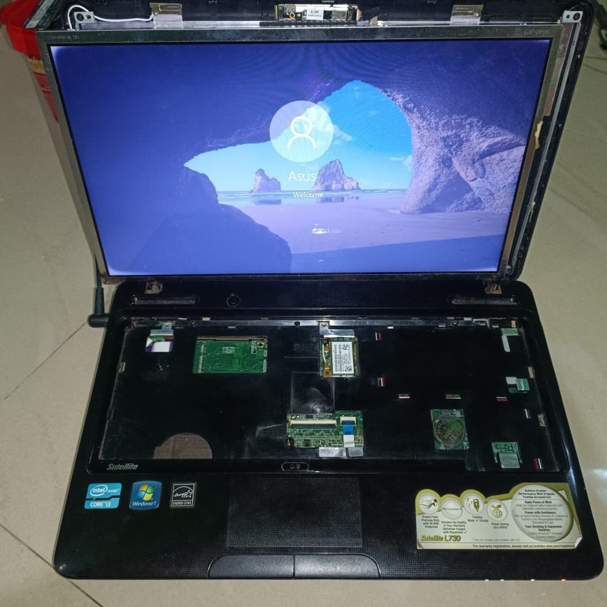 Mainboard mobo laptop toshiba L730 L735 l735 normal