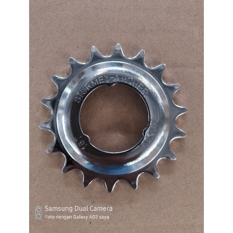 Cog Internal Gear 18T Merk STURMEY-ARCHER