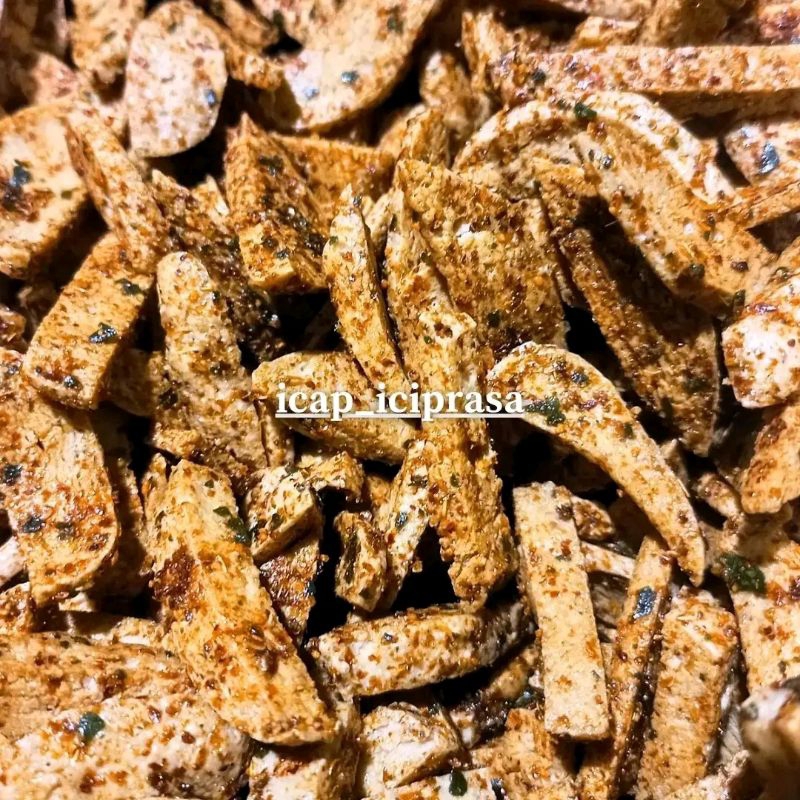 

Basreng pedas daun jeruk 500 gram terenak gurih asin pedas manis