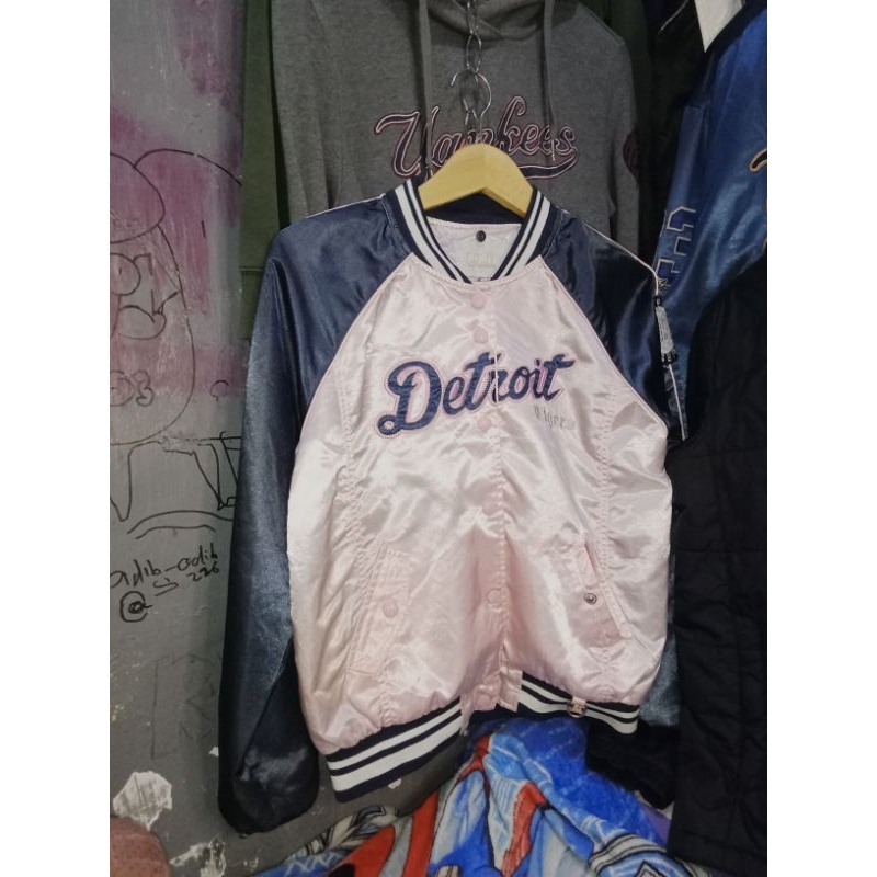 varsity mlb bahan satin