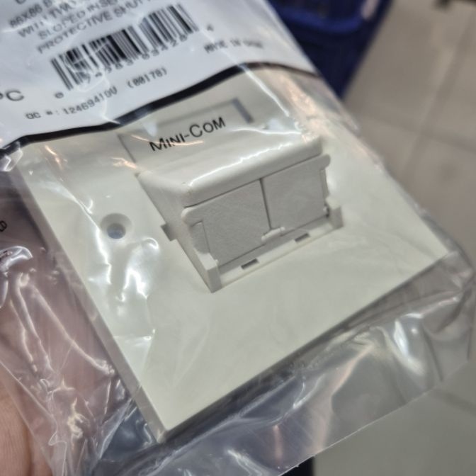 Gila face plate panduit 2 port  faceplate 2 port panduit