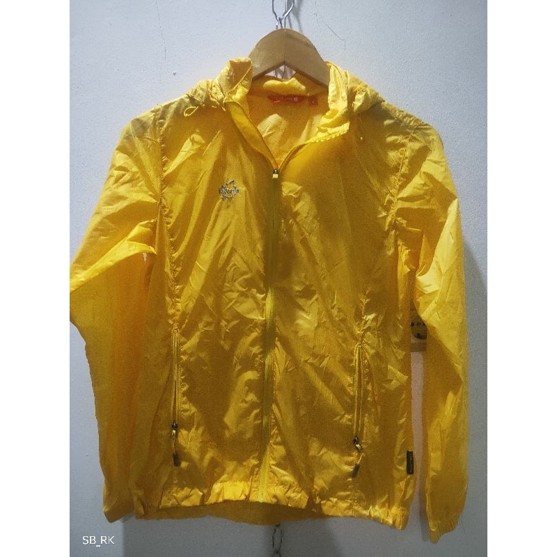 jaket running olahraga windbreaker lafuma