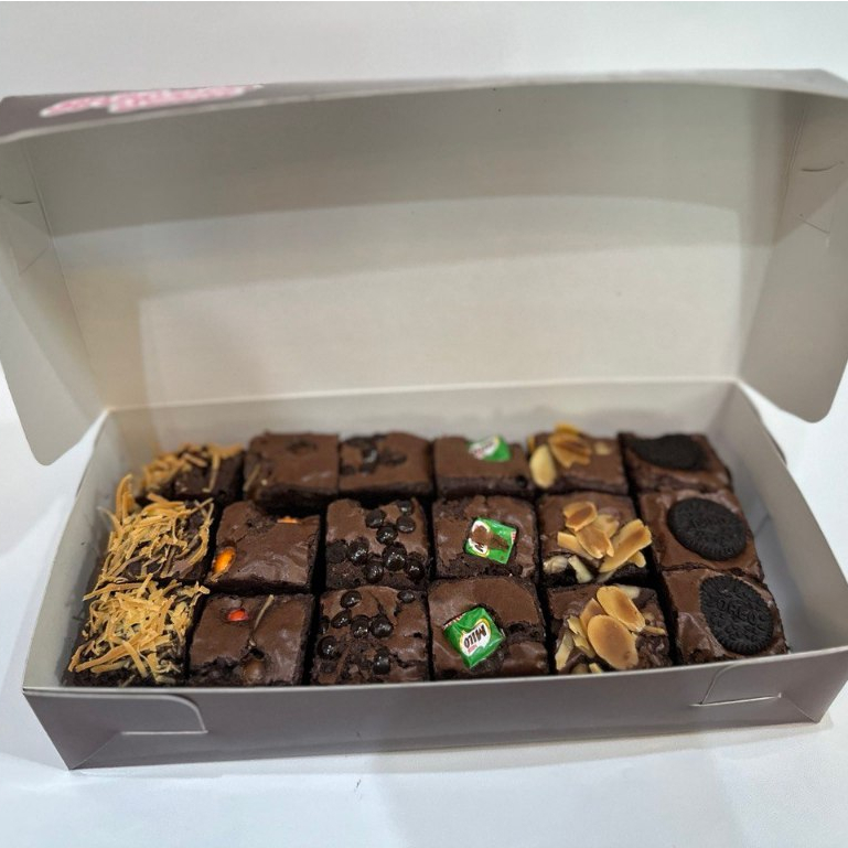 

BROWNIES SEKAT ( 360 GR) YASMIN KEIK