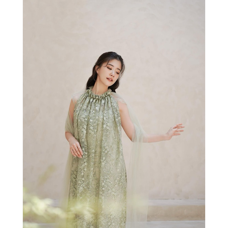SEWA | RENT Delfina Dress Sage Dress by aura Lamaran Kondangan Party