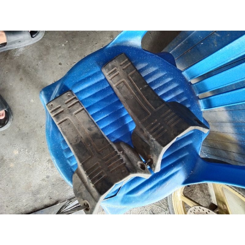 karet sayap pelana rc100