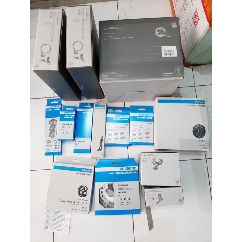 GROUPSET SHIMANO ULTEGRA DISCBRAKE DI2 R8170 12SPEED BARU ARM 165