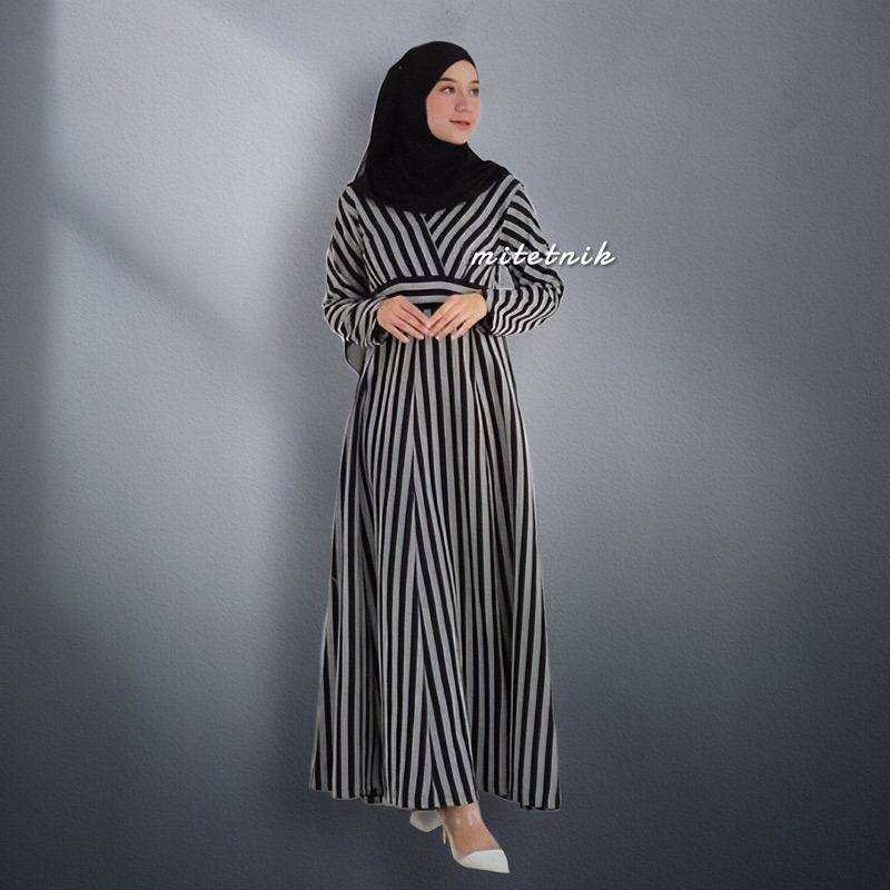 Dress wanita Tenun lurik