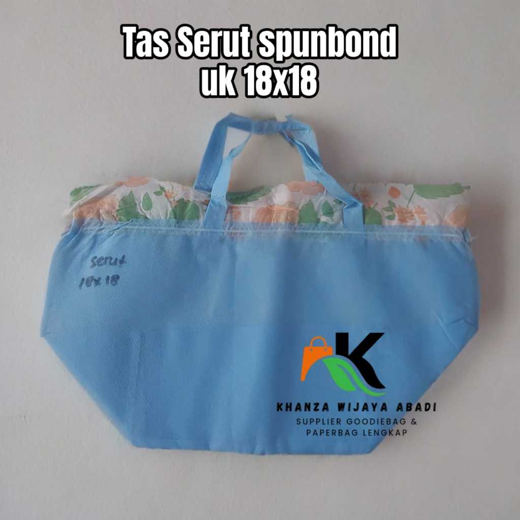 

Tas serut hajatan 18 x 18 goodie bag syukuran tas spunbond kotak nasi tas ulang tahun besek nasi