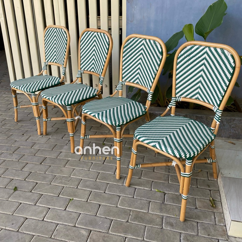 Kursi Makan Anyaman Rotan Sintetis / Kursi Cafe Rotan Sintetis / Dining Chairs