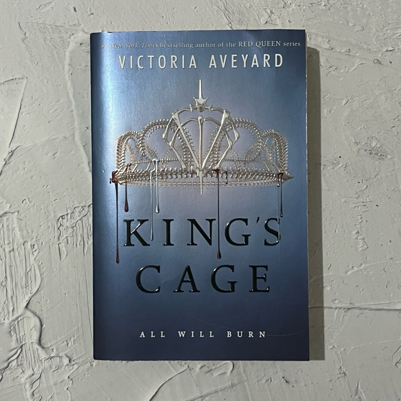 Preloved Novel Import King’s Cage - Red Queen series - Victoria Aveyard