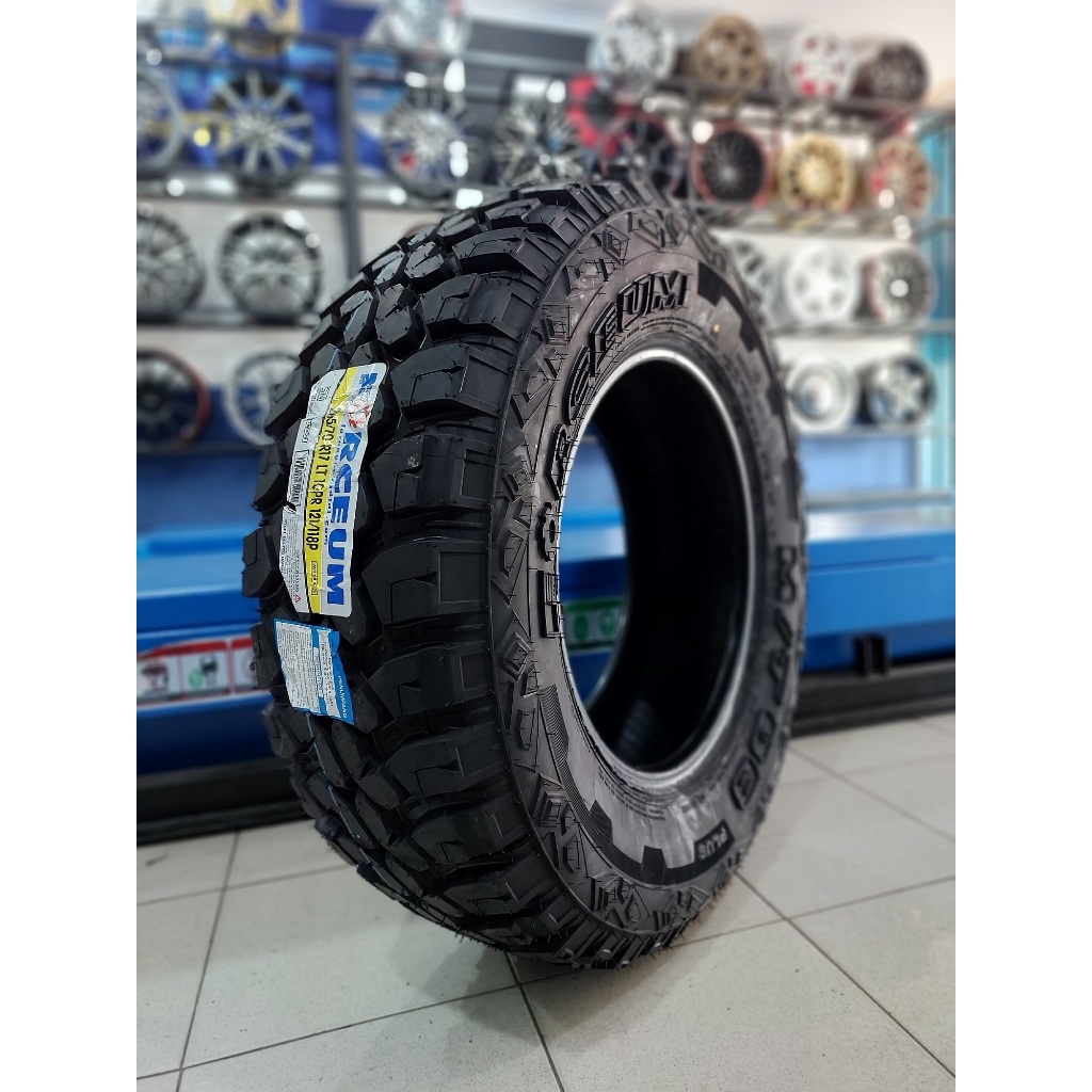 BAN MOBIL PAJERO,FORTUNER,EVEREST FORCEUM MT 265 70 RING 17