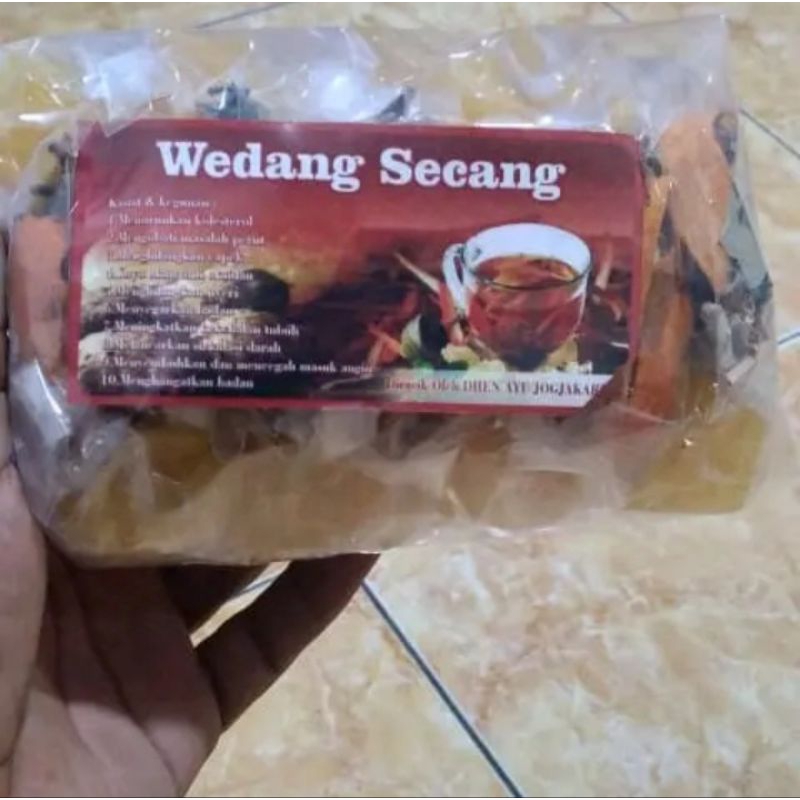 

wedang secang/wedang uwuh komplit gula batu khas jogya rempah 1 pack isi 10