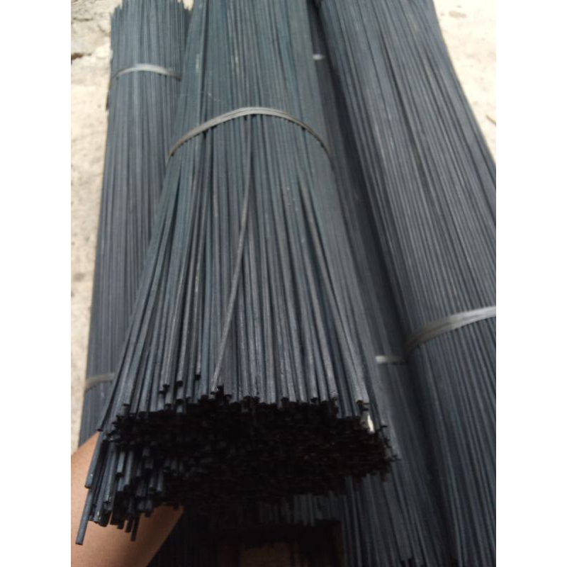 Jeruji Bambu Hitam per 100biji DM.2,5MM panjang jeruji 60cm