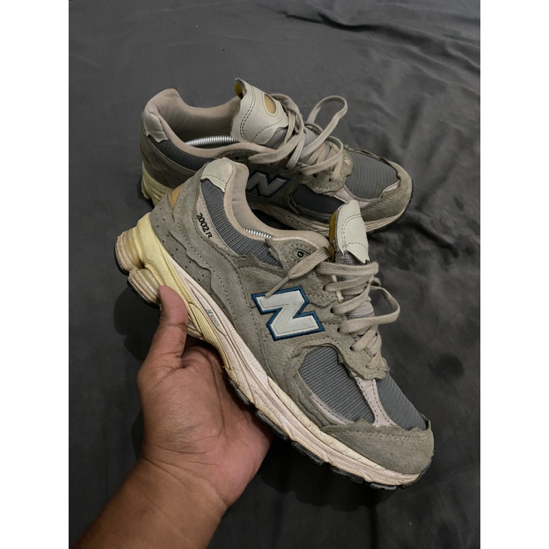 New balance 2002R mirage grey resmi pt map