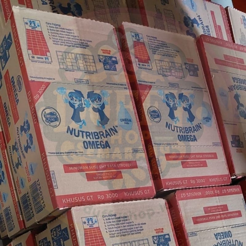 

SUSU UHT FRISIAN FLAG RASA STROBERI 1 KARTON @115ML (36PCS)