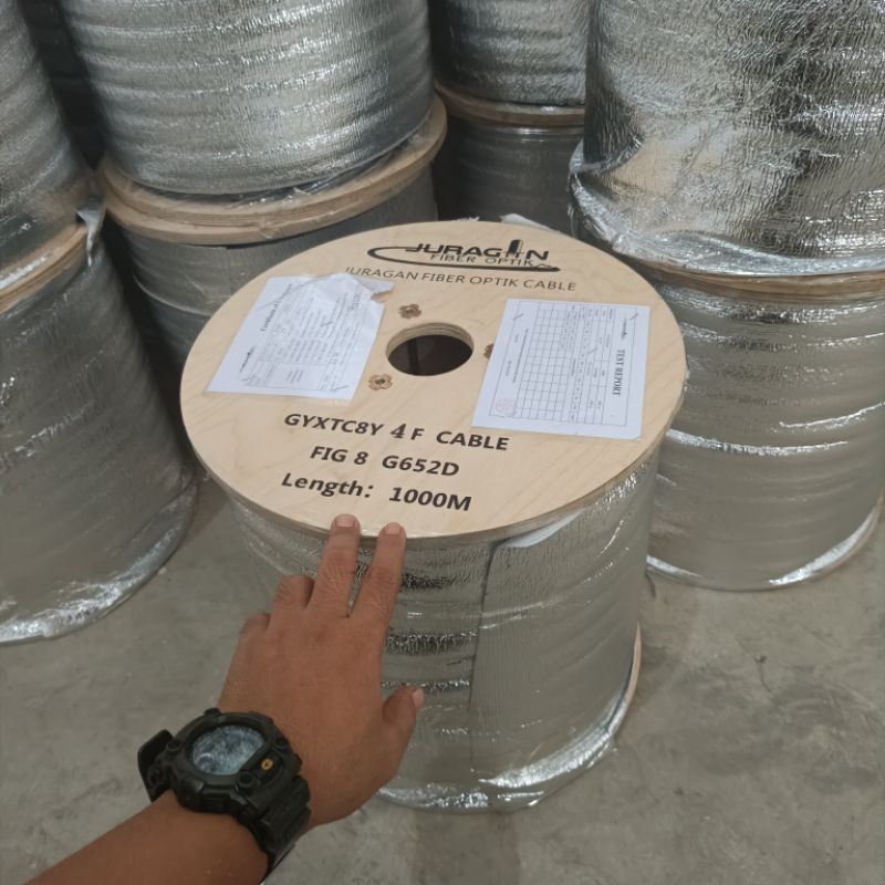 kabel fiber optik fig8 4 core / fig8 4 core 1km / ku mini fig 8 4 core