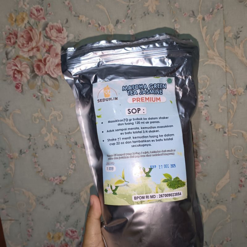 

BUBUK MATCHA JASMINE TEA UNTUK MINUMAN 1KG