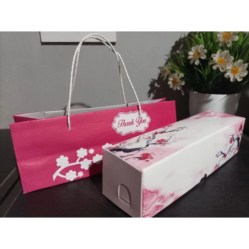 

Box Packaging Brownies Bundling Paper Bag 4 Set Kemasan Ivory 310gram Ukuran 22 x 6 x 6cm
