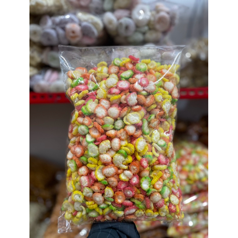 

(500GRAM) KERUPUK KANCING PEDAS/ KERUPUK VIRAL
